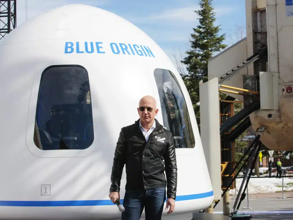 blueorigin-665033916 Jeff Bezos คือ ใคร?
